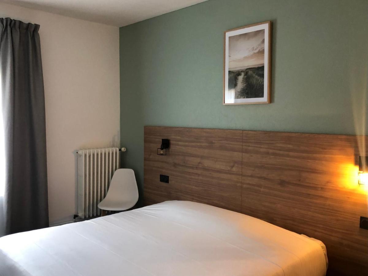 Hotel Le Progres Angers Esterno foto