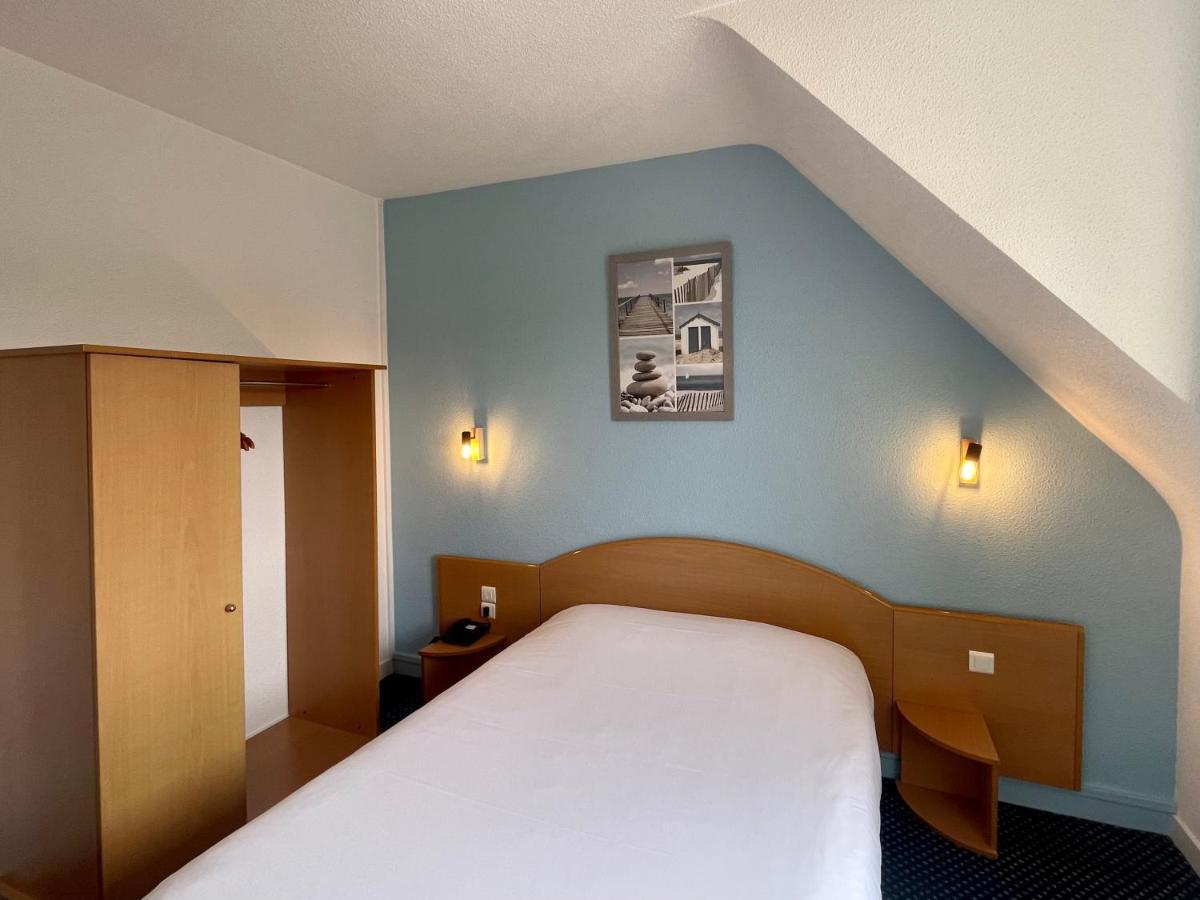 Hotel Le Progres Angers Esterno foto