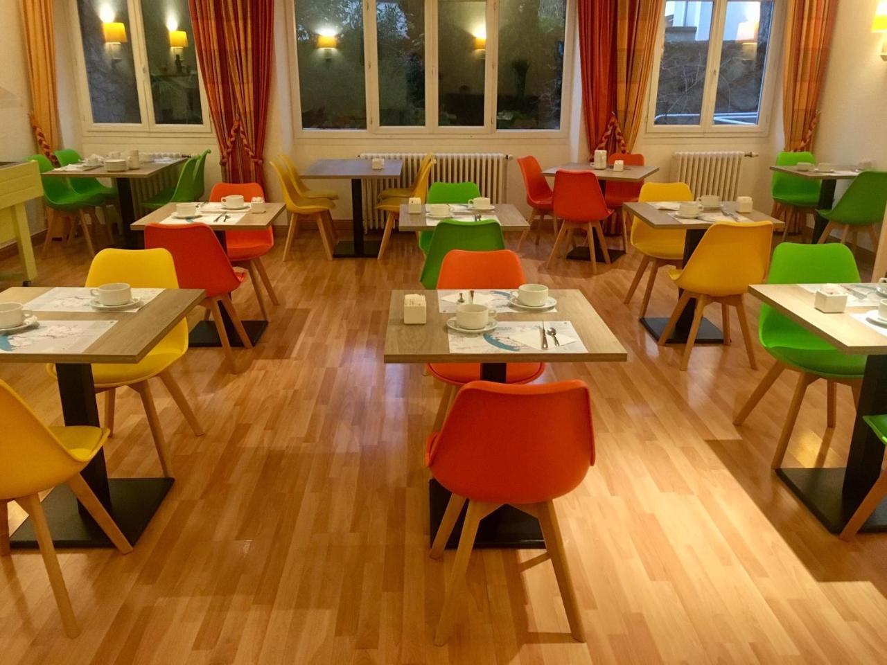 Hotel Le Progres Angers Esterno foto
